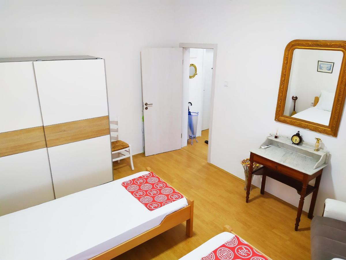 Podgorica Center Apartment Exterior photo